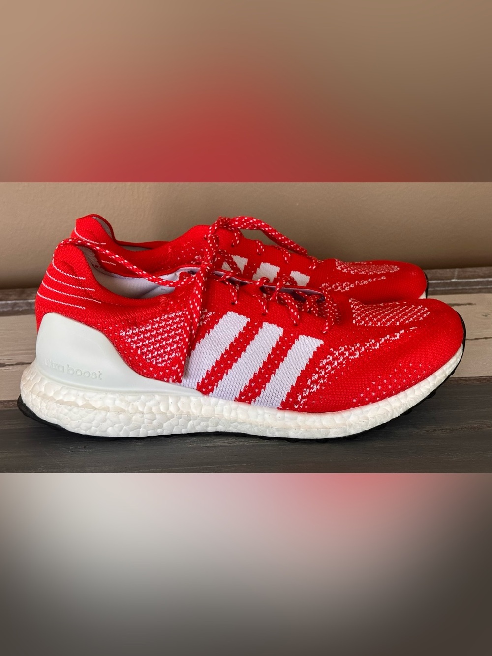 ❤️ adidas UltraBoost DNA Primeknit “2020 Pack – Active Red”
Men’s 8.5 - Women 10